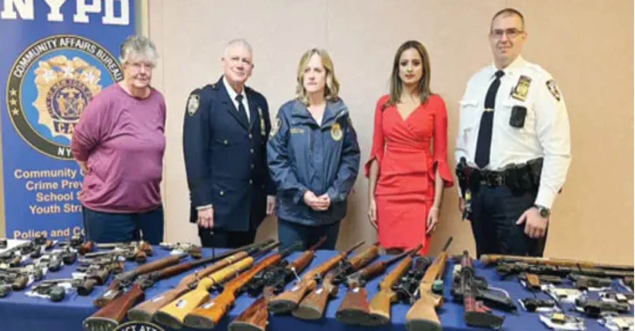 ওজন পার্ক থেকে ৪০০ বন্দুক সংগ্রহ