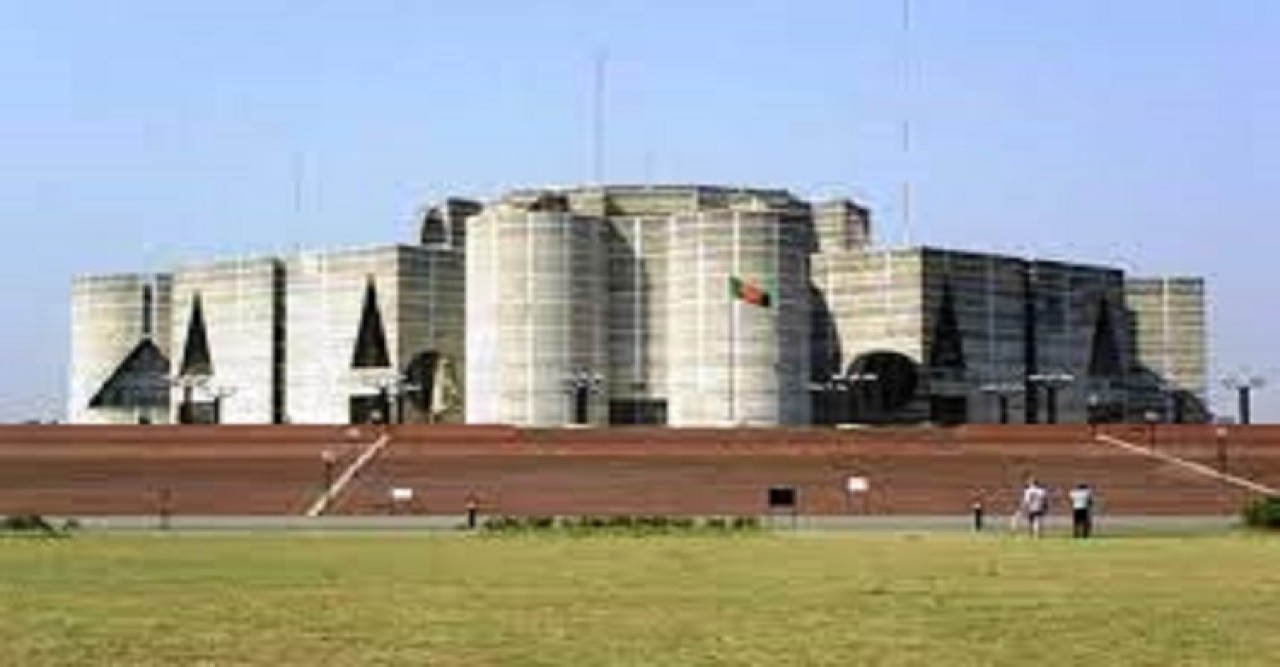 ৭০ সালের পাকিস্তানপন্থি এমএনএ-এমপিদের তালিকা হবে