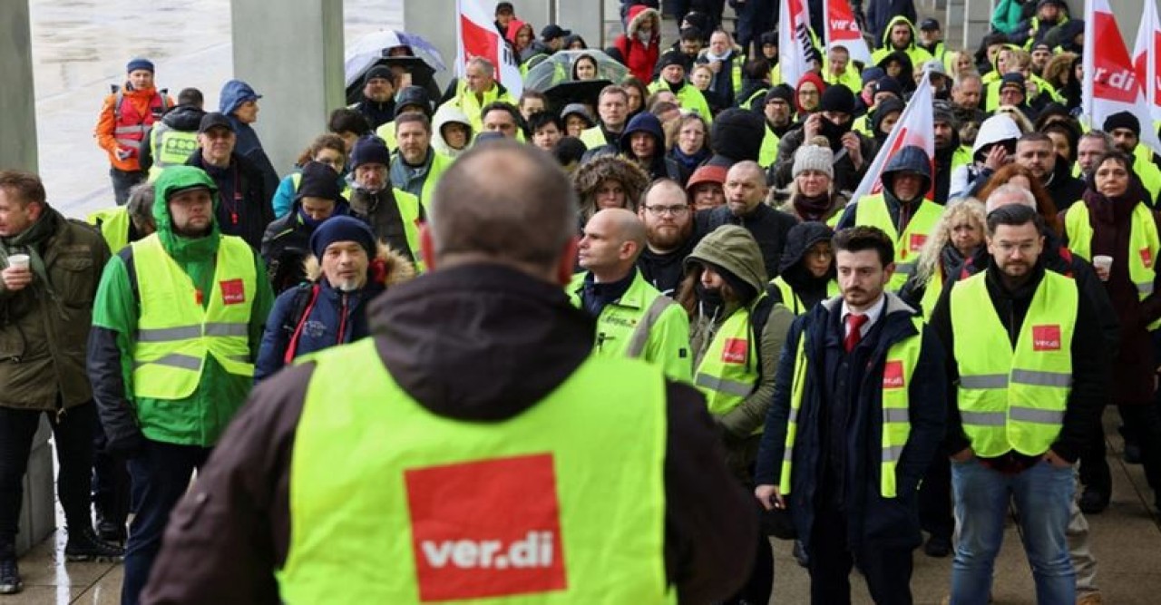 তৃতীয় দফায়ও রফা হয়নি, জার্মানিতে আরো বড় ধর্মঘটের আশঙ্কা