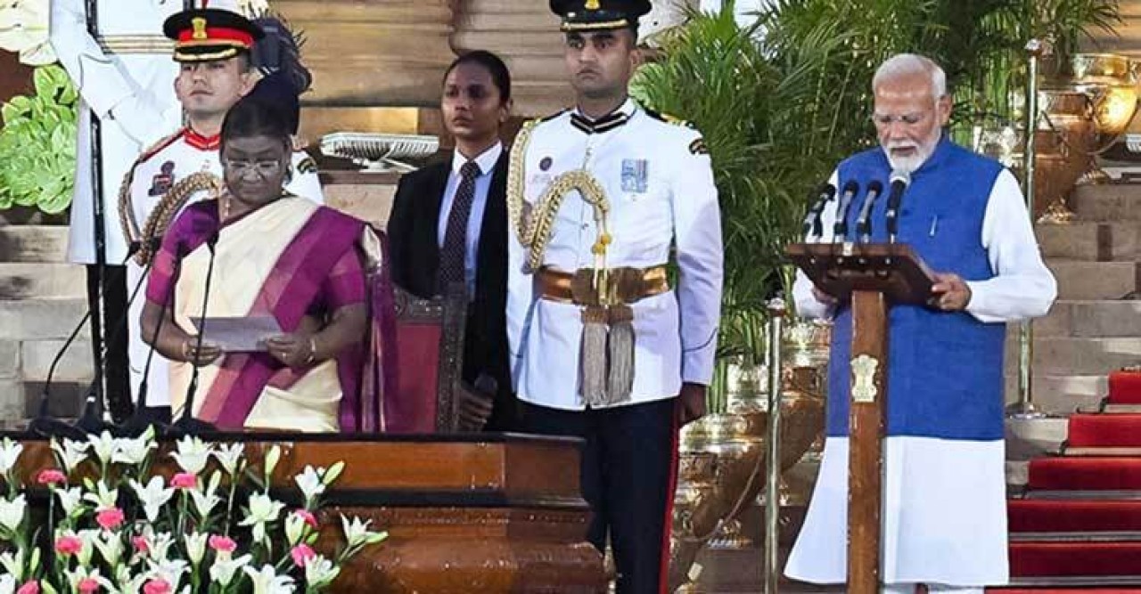 টানা তৃতীয় মেয়াদে শপথ নিয়ে ইতিহাস গড়লেন নরেন্দ্র মোদী