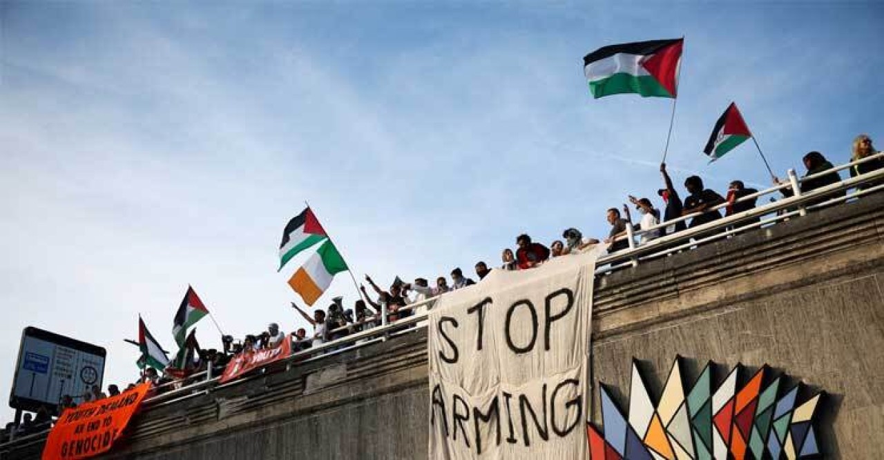 এ মাসেই ফিলিস্তিনকে স্বীকৃতি দেবে আয়ারল্যান্ড