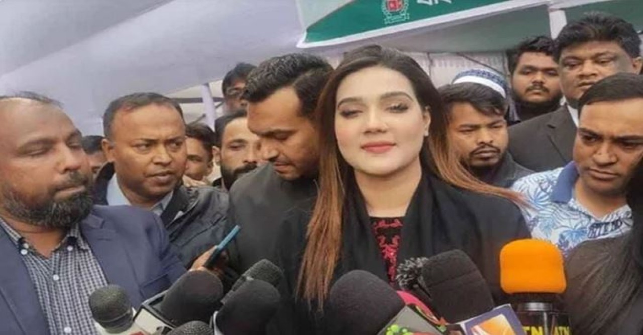 আচরণবিধি লঙ্ঘন : মাহিয়া মাহিকে ইসির তলব