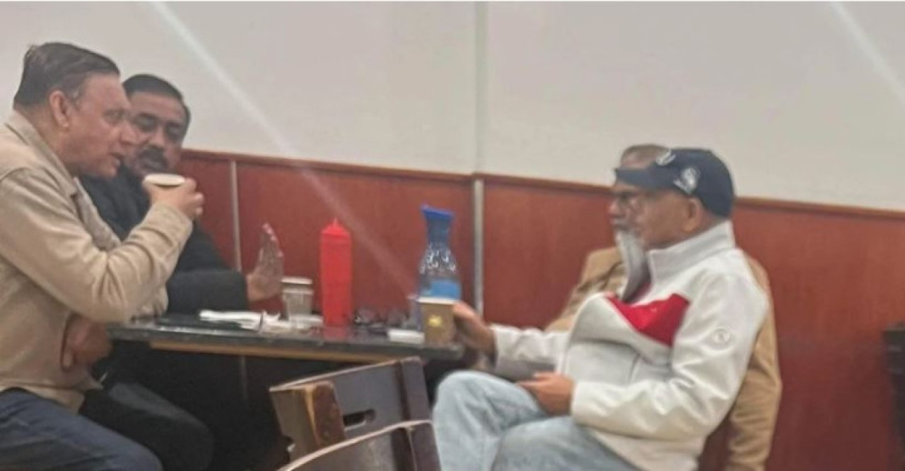 ‘খেলা হবে’ ফ্রম নারায়ণগঞ্জ —এখন নিউইয়র্কের ঘরোয়া রেস্টুরেন্টে!