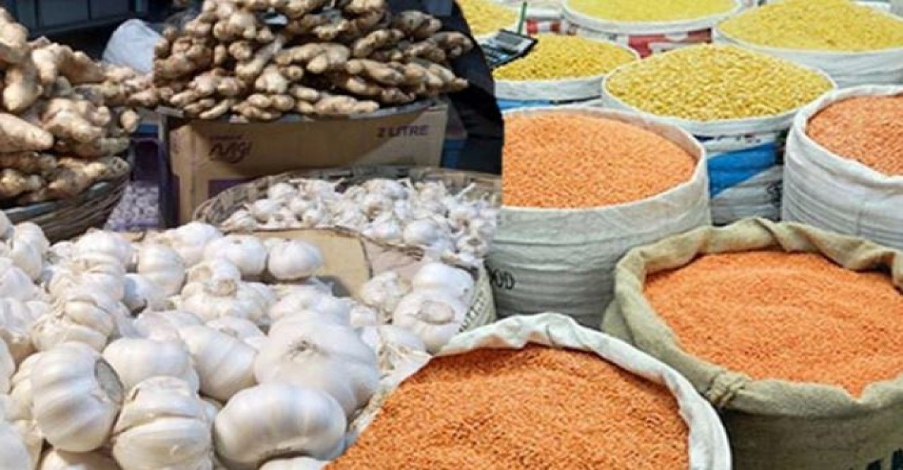 রোজার দরকারি সব পণ্যের দামই চড়া