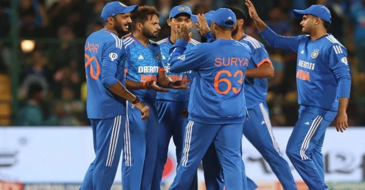 অস্ট্রেলিয়াকে শেষ ম্যাচেও হারাল ভারত