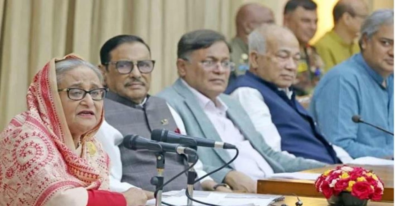 রাজাকারের নাতিপুতিরা কি চাকরি পাবে, প্রশ্ন প্রধানমন্ত্রীর