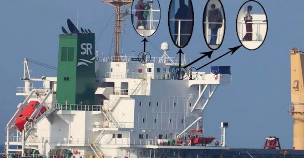 এমভি আবদুল্লাহর সহায়তায় যুদ্ধজাহাজ মোতায়েন করল ভারতীয় নৌবাহিনী