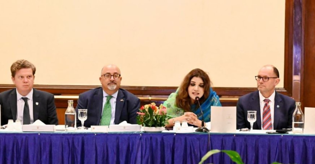 US Business Leaders Discuss Expanding Trade and Investment with Foreign Affairs State Minister