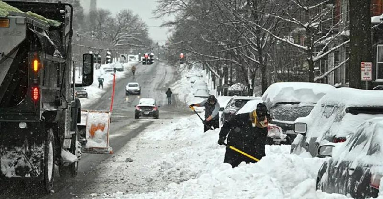 তীব্র শীত ও তুষারঝড়ে বিপর্যস্ত যুক্তরাষ্ট্র, ২০ জনের মৃত্যু