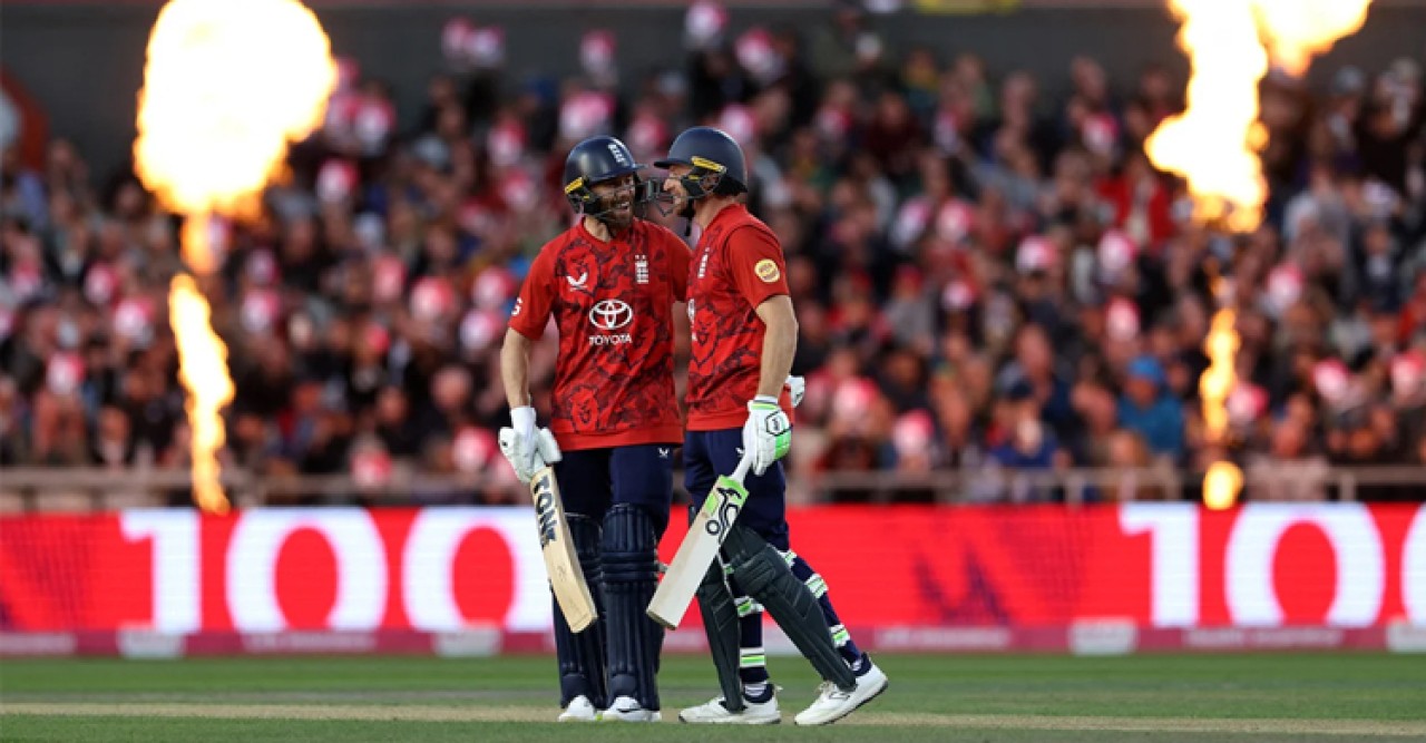 টি-২০তে সল্টের দ্রুততম সেঞ্চুরির সঙ্গে ইংল্যান্ডের রানের রেকর্ড