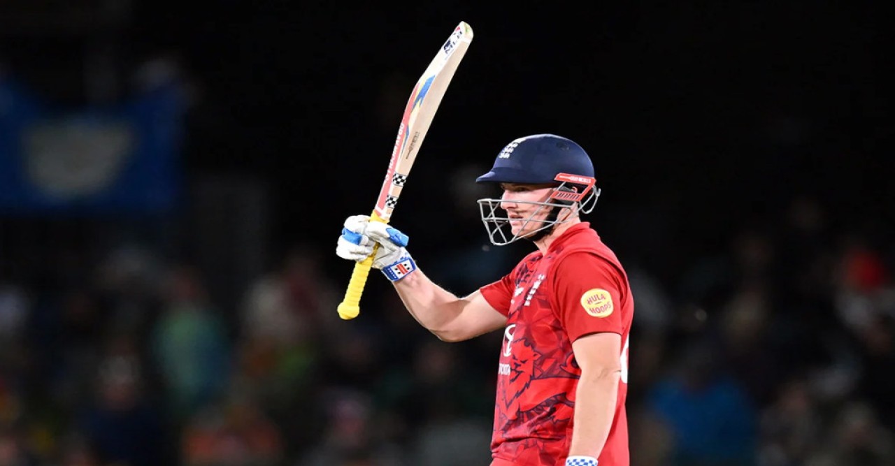 রেকর্ড রানের ম্যাচে বড় জয় ইংল্যান্ডের