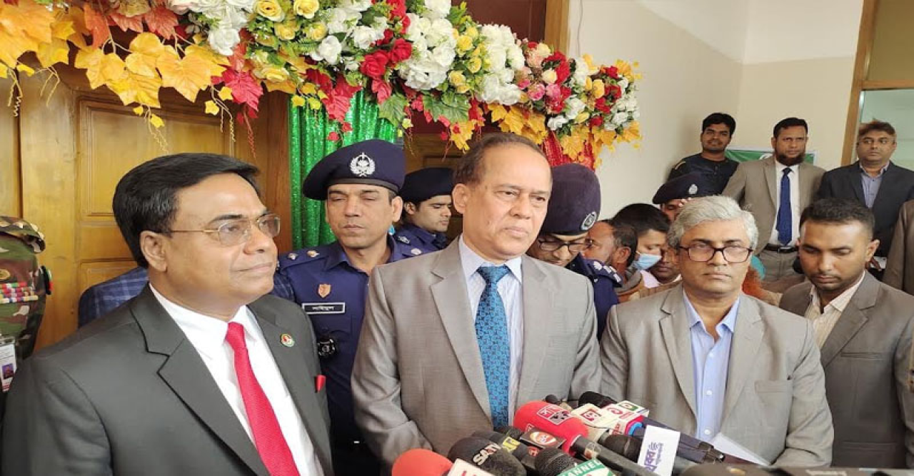 আগামী সংসদ নির্বাচন নিয়ে আন্তর্জাতিক কোনো চাপ নেই : সিইসি