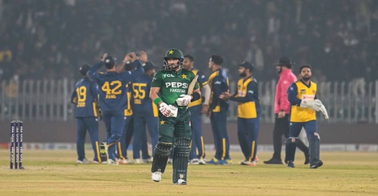 পাকিস্তানকে হারিয়ে ফাইনালে শ্রীলঙ্কা