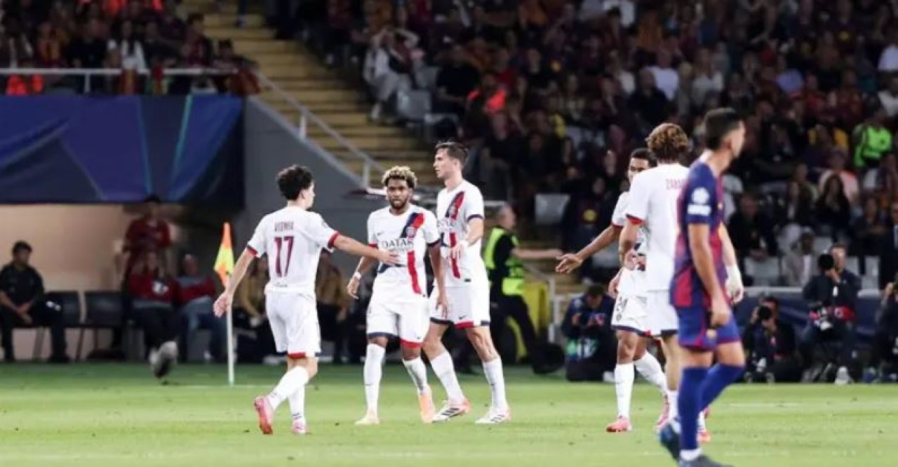 রামোসের শেষ মুহূর্তের গোলে পিএসজির বার্সেলোনা জয়