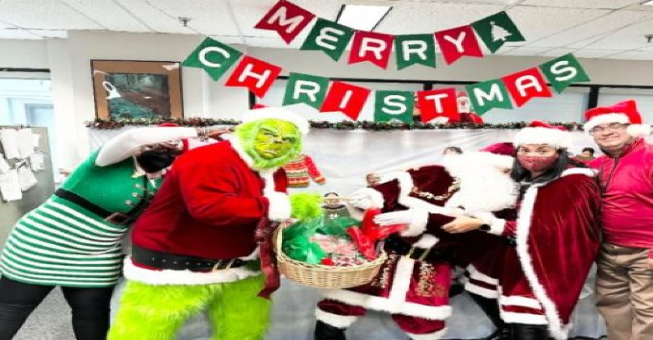 বড়দিনের উৎসবের রঙে রঙ্গিন আটলান্টিক সিটি