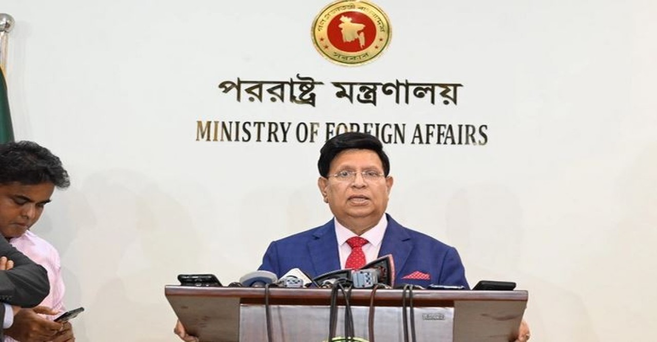 বড়লোক দেশের রাষ্ট্রদূতরা জিনিসপত্র কেনার জন্য পীড়াপীড়ি করেন : পররাষ্ট্রমন্ত্রী