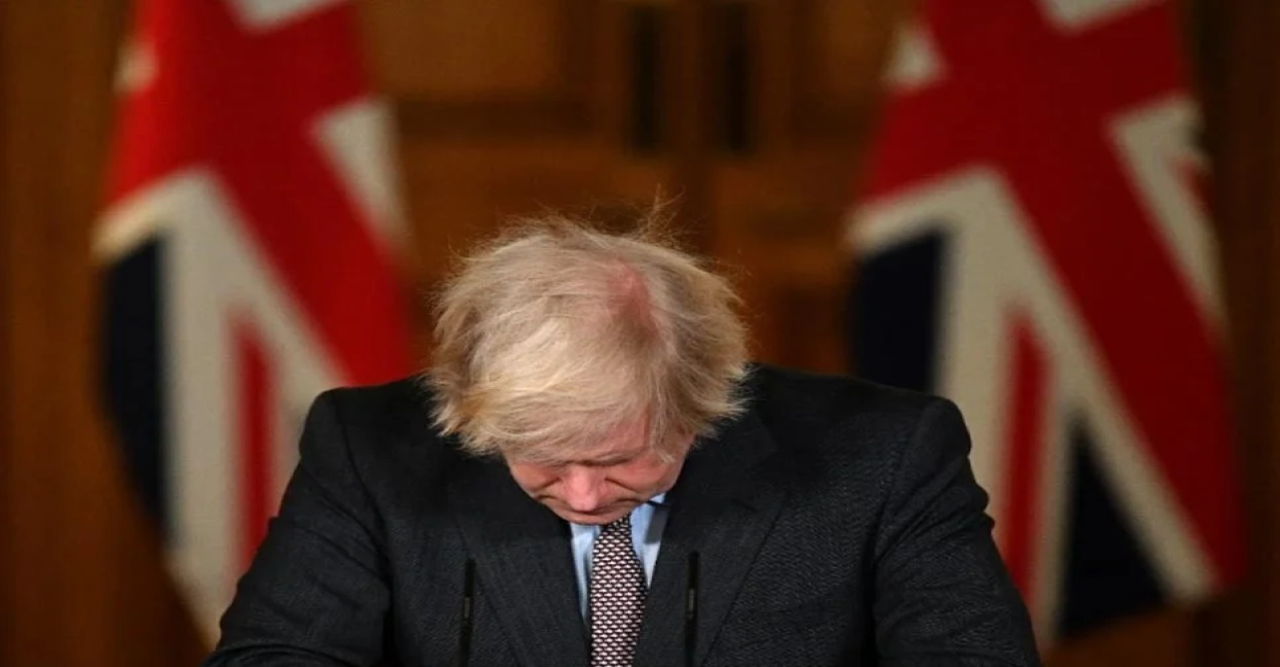 অবশেষে পদত্যাগের ঘোষণা দিলেন বরিস জনসন