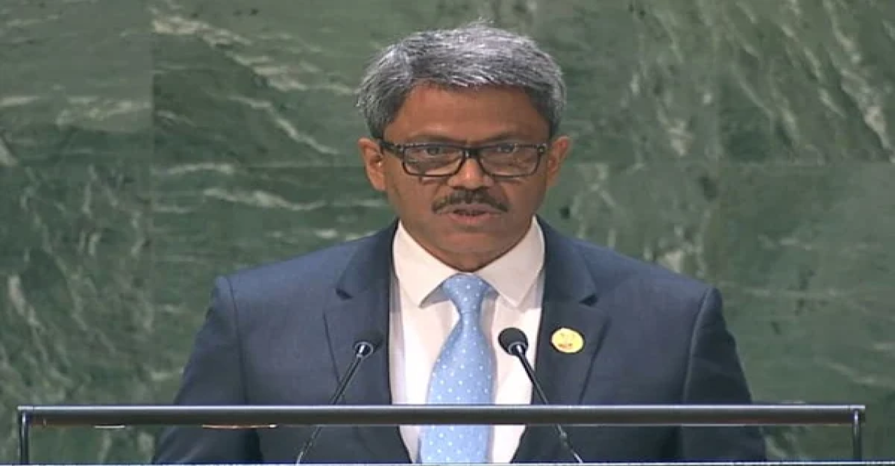 বৈশ্বিক চ্যালেঞ্জ মোকাবেলায় সু-সমন্বিত সাড়াদান ও সংহতি জোরদার করার আহ্বান জানালেন পররাষ্ট্র প্রতিমন্ত্রী মো: শাহরিয়ার আলম এমপি