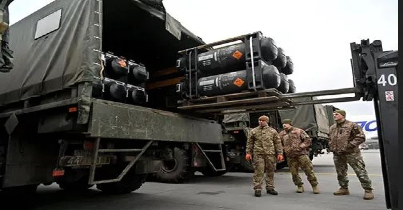 রেকর্ড পরিমাণে অস্ত্র বিক্রি করেছে যুক্তরাষ্ট্র