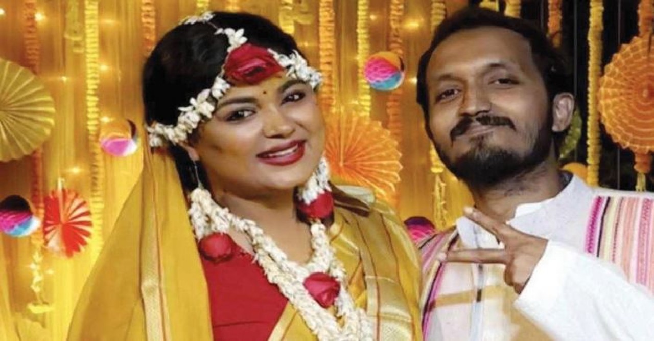 বিয়ের পিঁড়িতে মৌসুমী হামিদ, হয়ে গেল গায়ে হলুদ