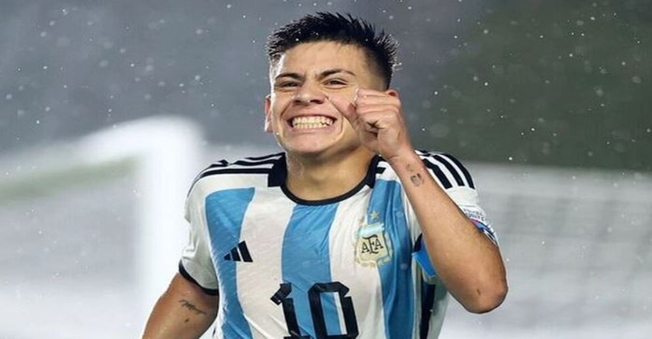 ম্যানচেস্টার সিটিতেই যাচ্ছেন ‘নতুন মেসি’ এচেভেরি তবে