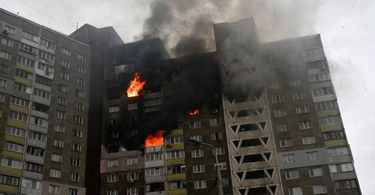 ইউক্রেনে রুশ বিমান হামলায় ৫ জনের মৃত্যু