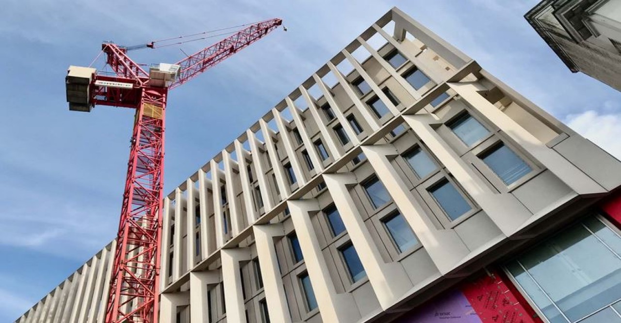 নির্মাণ শ্রমিকের মজুরি ফাঁকি, ৪০ মিলিয়ন ডলারের মামলা নিউইয়র্কে