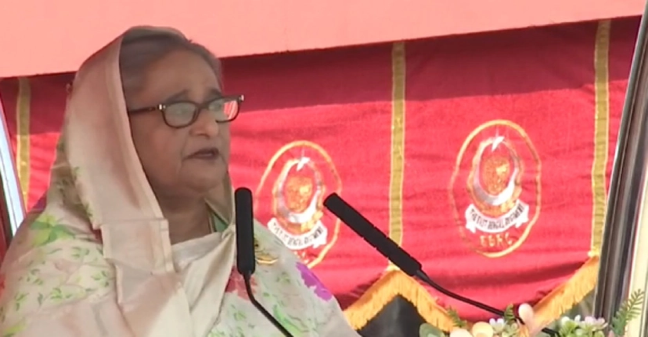 আমরা কারো সঙ্গে যুদ্ধ করতে চাই না : প্রধানমন্ত্রী