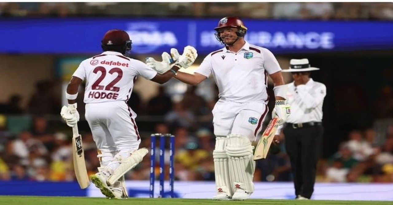 স্টার্ককে ছাপিয়ে সিলভা-হজের প্রতিরোধ