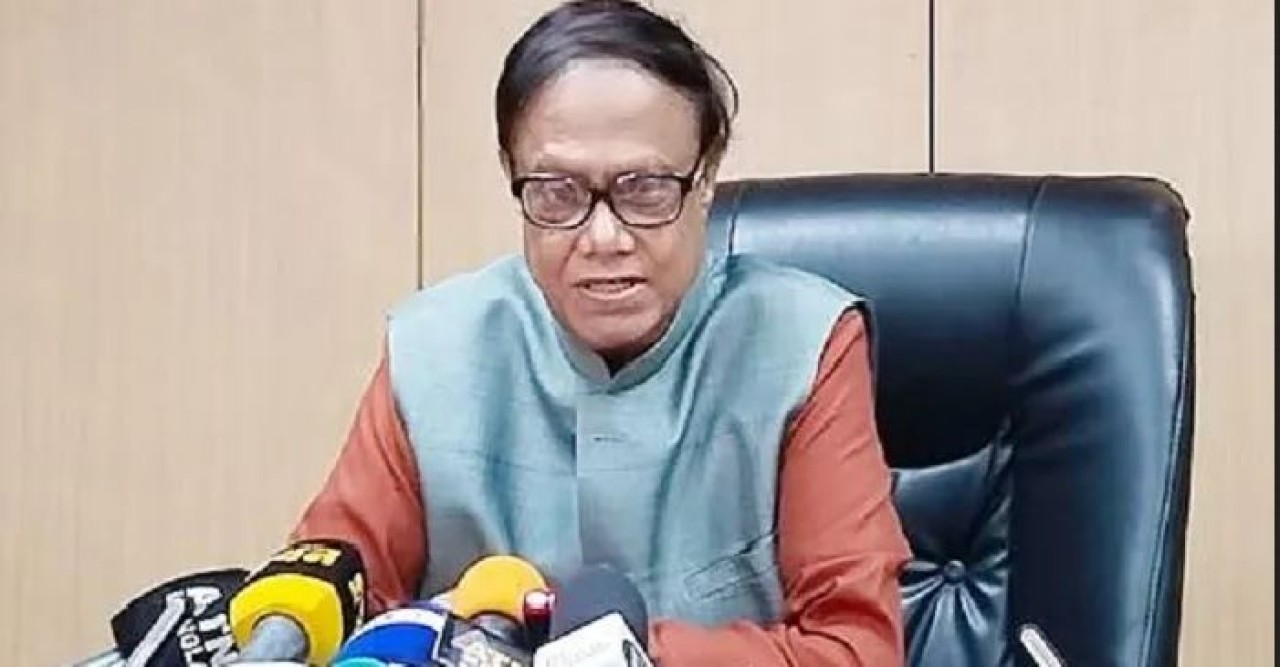 দ্রুত ঘুরে দাঁড়াচ্ছে ব্যাংকিং খাত : গভর্নর