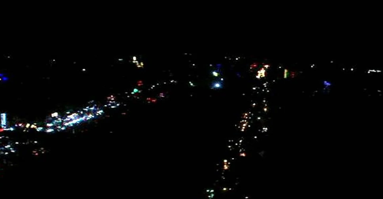 গণহত্যা দিবসে রাতে ১ মিনিট ‘ব্ল্যাকআউট’