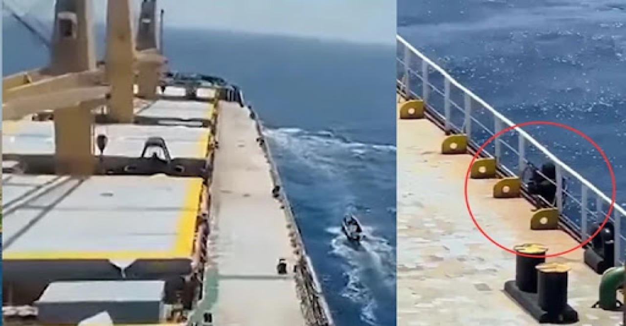 দস্যুদের কবলে জাহাজ : অভিযান নয়, শান্তিপূর্ণ সমঝোতায় আগ্রহ