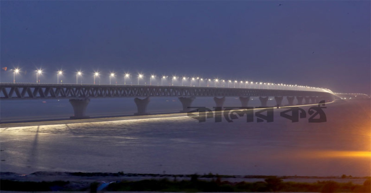 একযোগে জ্বলল পদ্মা সেতুর ৪১৫ বাতি