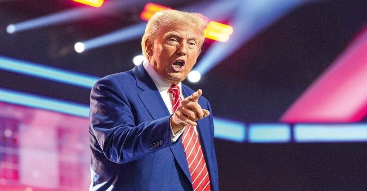 প্রথম দিনেই অভিবাসীদের ওপর কঠোর বিধিনিষেধ আরোপ করবেন ট্রাম্প