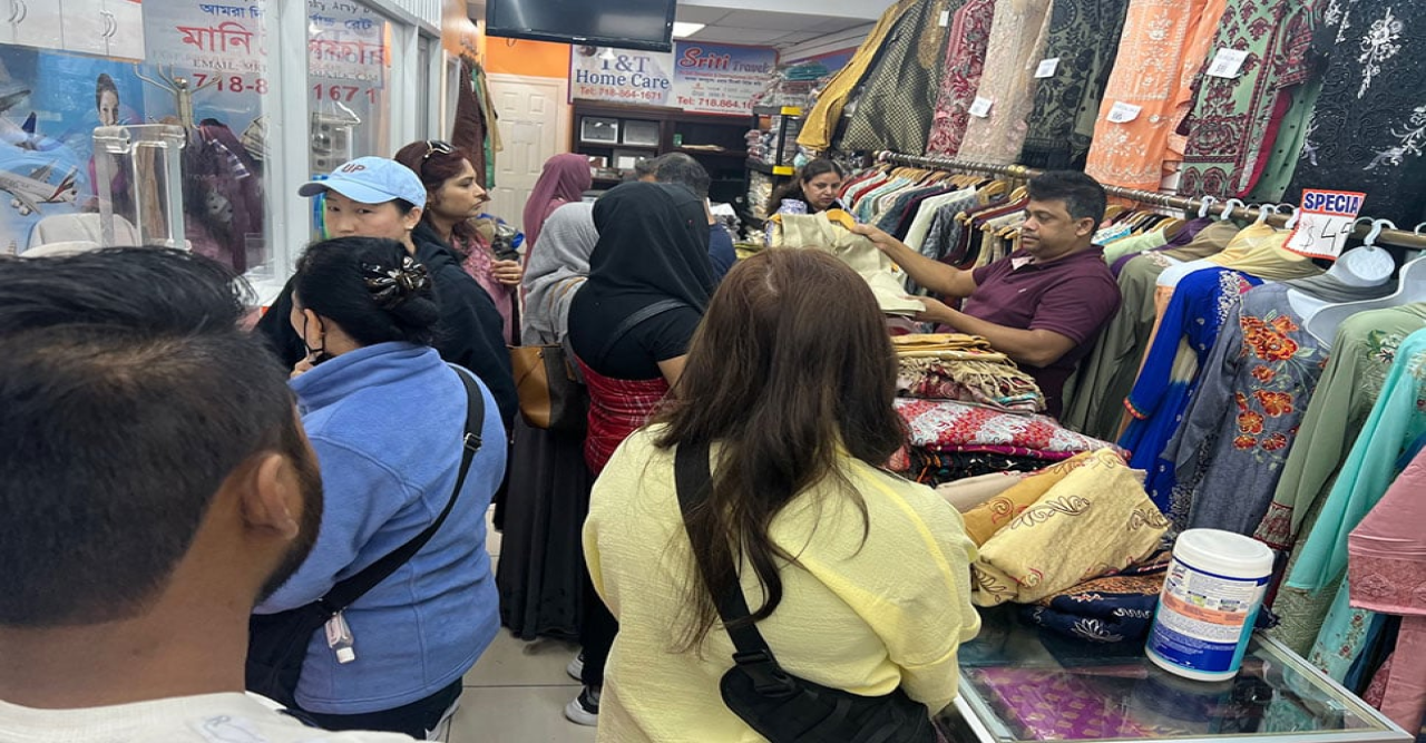 নিউইয়র্কে জাঁকজমক ঈদের কেনাকাটা, পছন্দের শীর্ষে নায়রা-আগানো-সাজনী