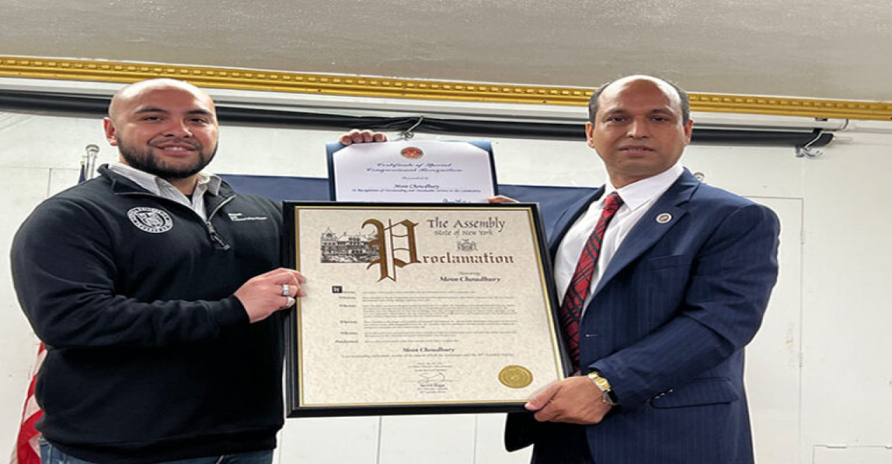 নিউইয়র্কে বাংলাদেশি আমেরিকান অ্যাটর্নি মঈন চৌধুরী ‘প্রবাস-বন্ধু’ খেতাবে ভুষিত