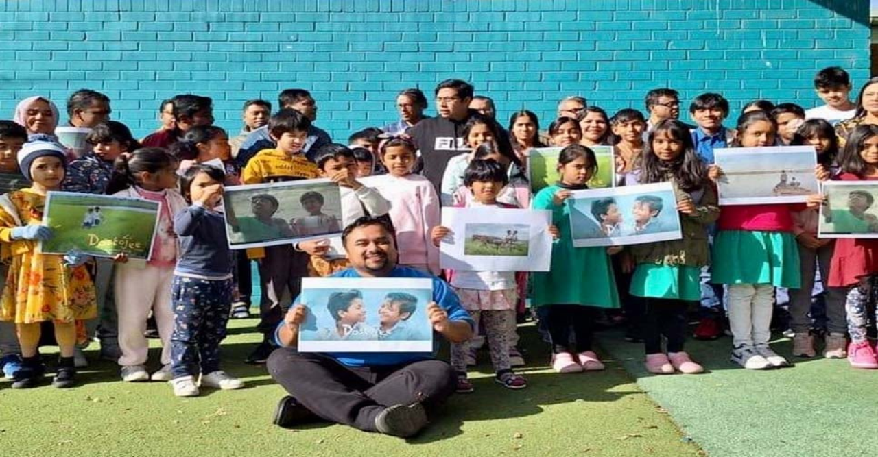 সিডনির ক্যাম্বেলটাউন বাংলা স্কুলে দোস্তজী প্রদর্শিত