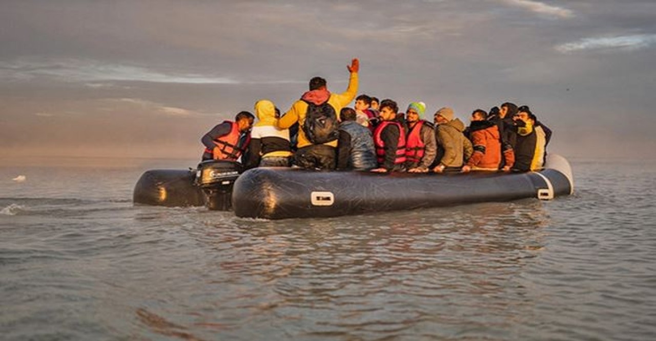 এ বছর চ্যানেল পাড়ি দিয়ে ব্রিটেনে ইতিমধ্যে ১০ হাজার অভিবাসী