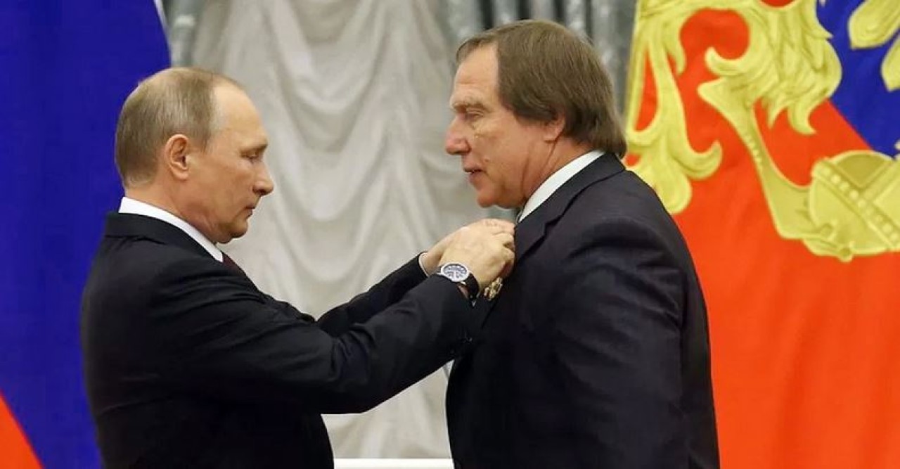 সুইস ব্যাংকে পুতিনের বন্ধুর লেনদেনে সহায়তা, ৪ ব্যাংকারের সাজা