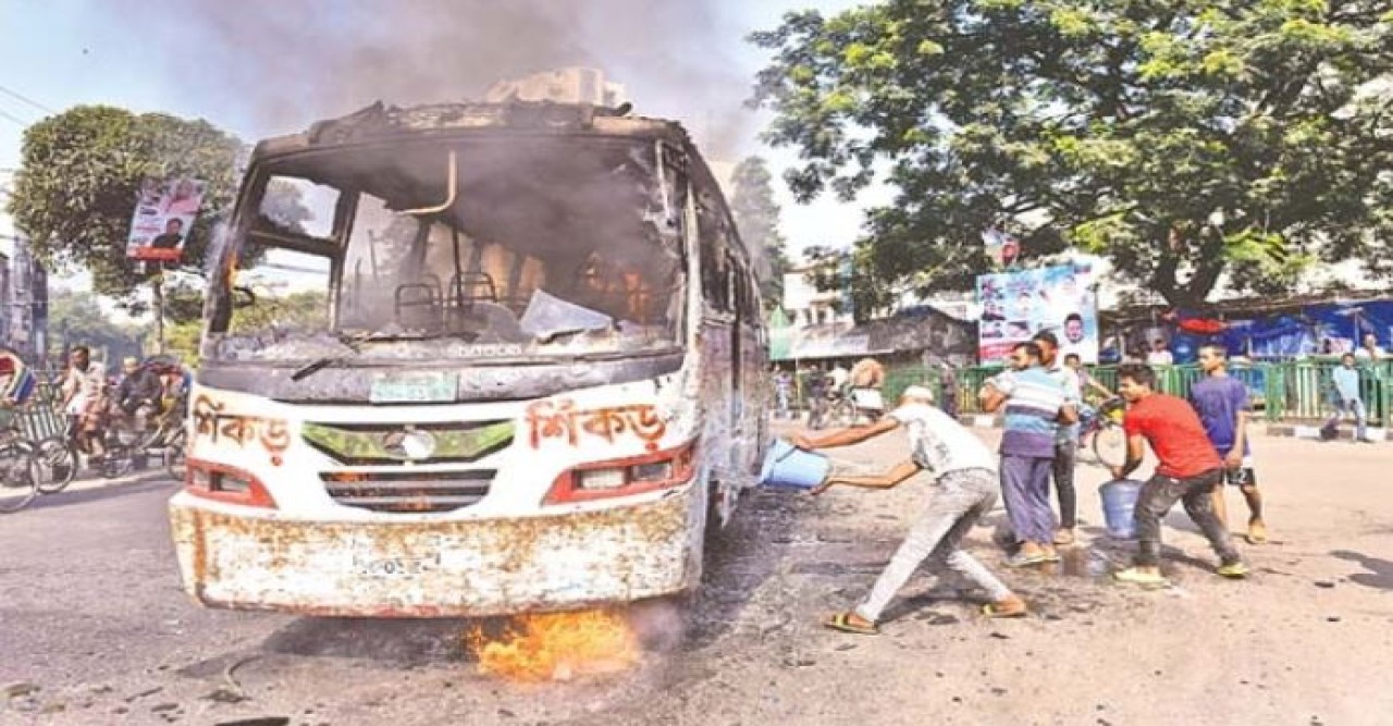 বিএনপি-জামায়াতের হরতাল: ১৩ জেলায় সহিংসতা, ৪ মৃত্যু
