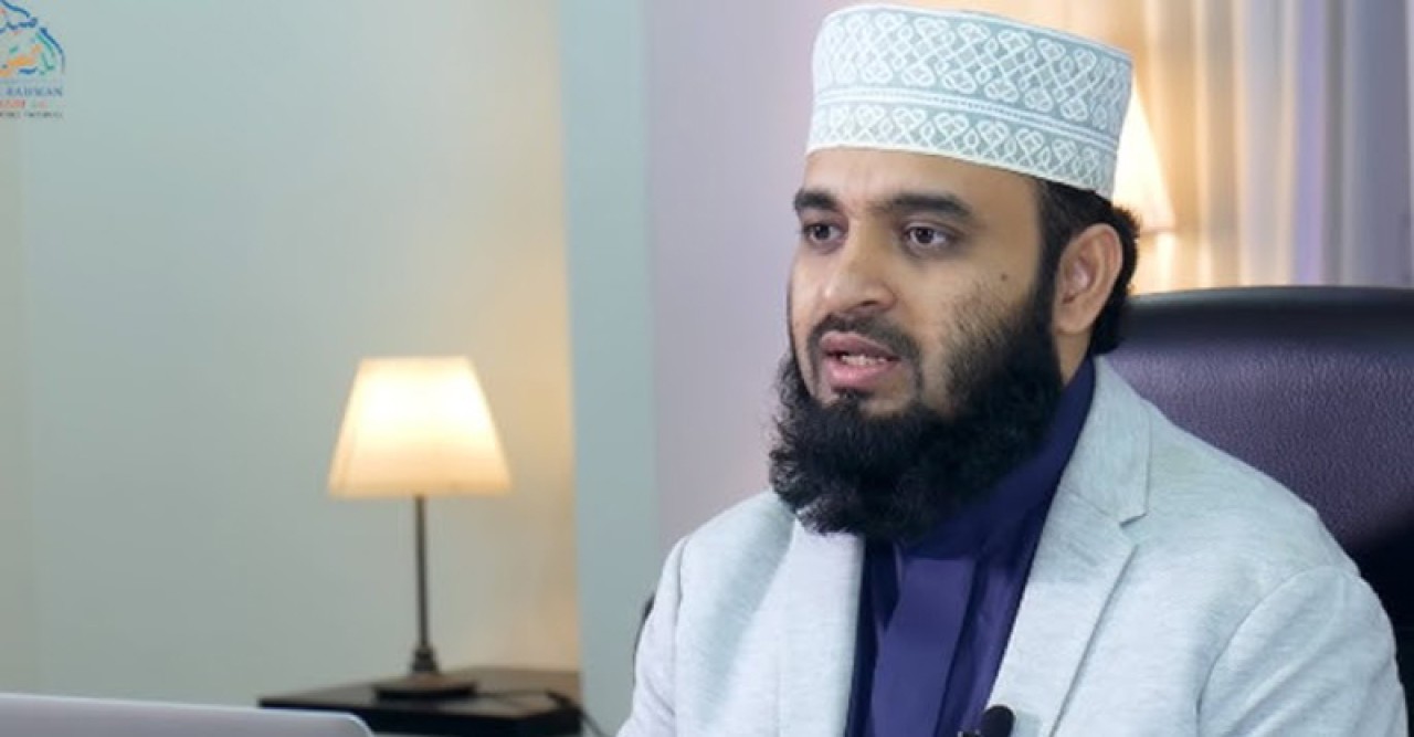 মালয়েশিয়া বিমানবন্দরে আজহারীকে আটকে দিল পুলিশ