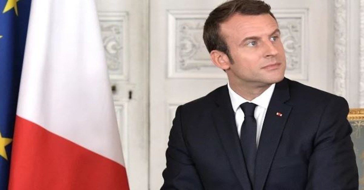 নতুন প্রধানমন্ত্রীর নাম ঘোষণা করবেন ম্যাখোঁ