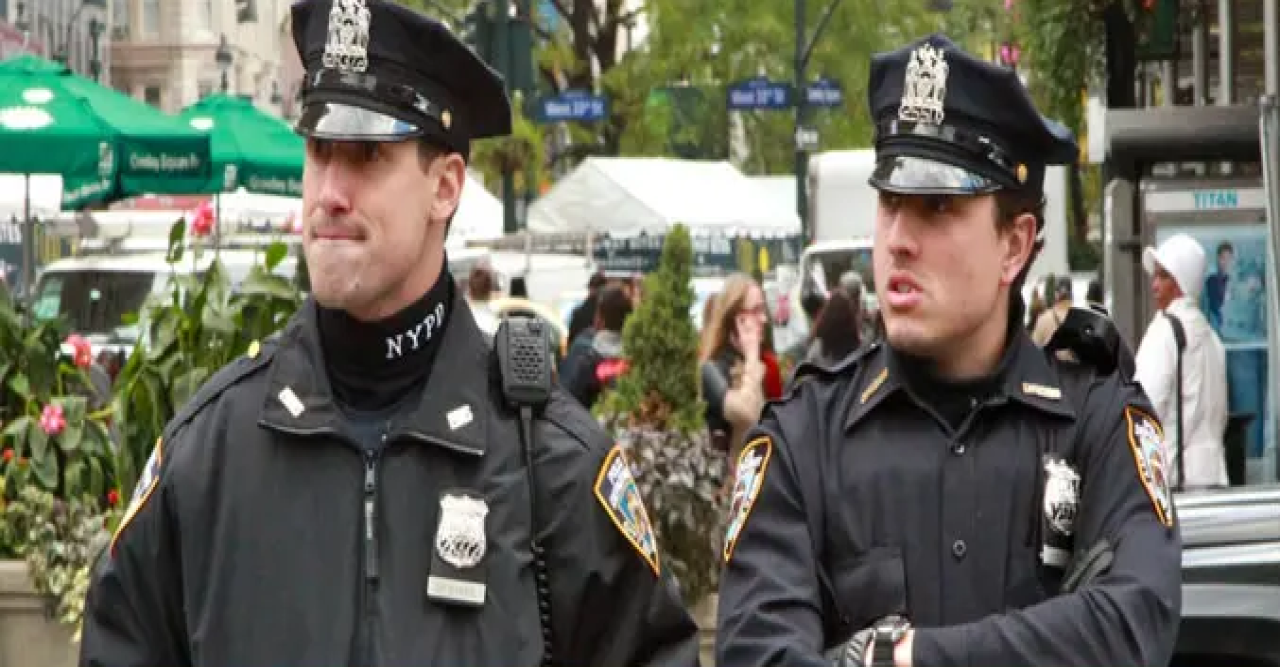 জ্যাকসন হাইটসে দিনেদুপুরে সাড়ে ৩ হাজার ডলার ছিনতাই