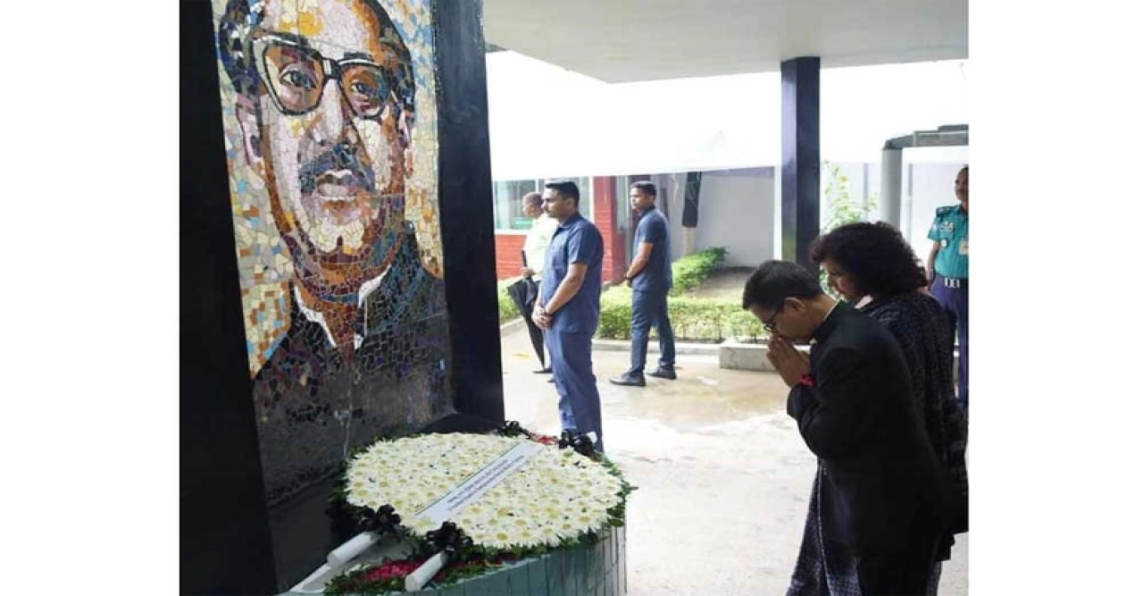 বঙ্গবন্ধুর প্রতি ভারতের শ্রদ্ধা