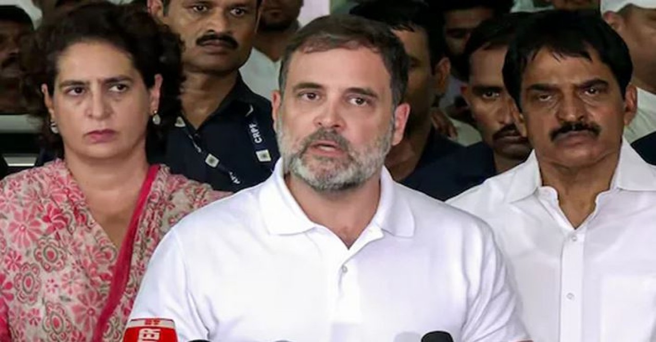 শেয়ারবাজারের স্বচ্ছতা নিয়ে প্রশ্ন, বিজেপির রোষানলে রাহুল