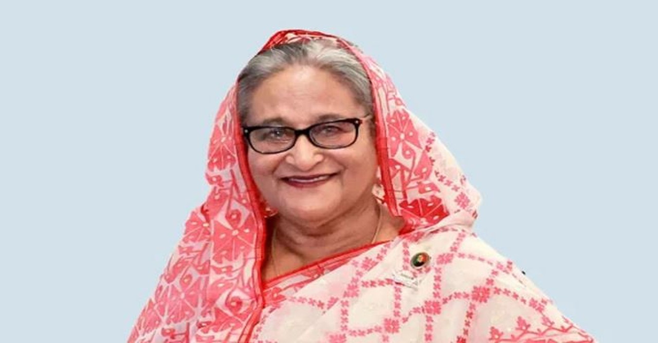 মিরপুর-১০ মেট্রো স্টেশন পরিদর্শনে গেলেন প্রধানমন্ত্রী