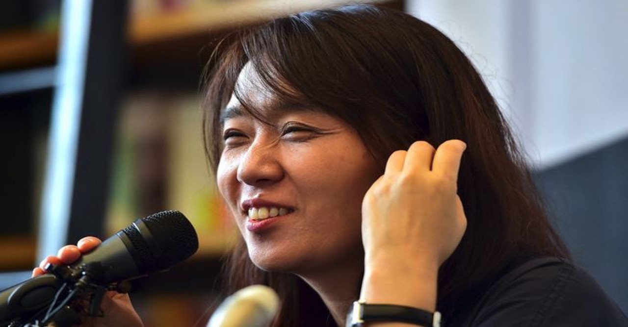 সাহিত্যে নোবেল পেয়ে ইতিহাস গড়লেন হান কাং