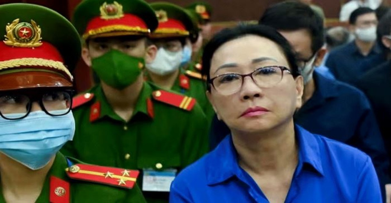 নিজের মৃত্যুদণ্ড ঠেকাতে এক ধনকুবের নারীর অর্থ সংগ্রহের চেষ্টা, অতঃপর...