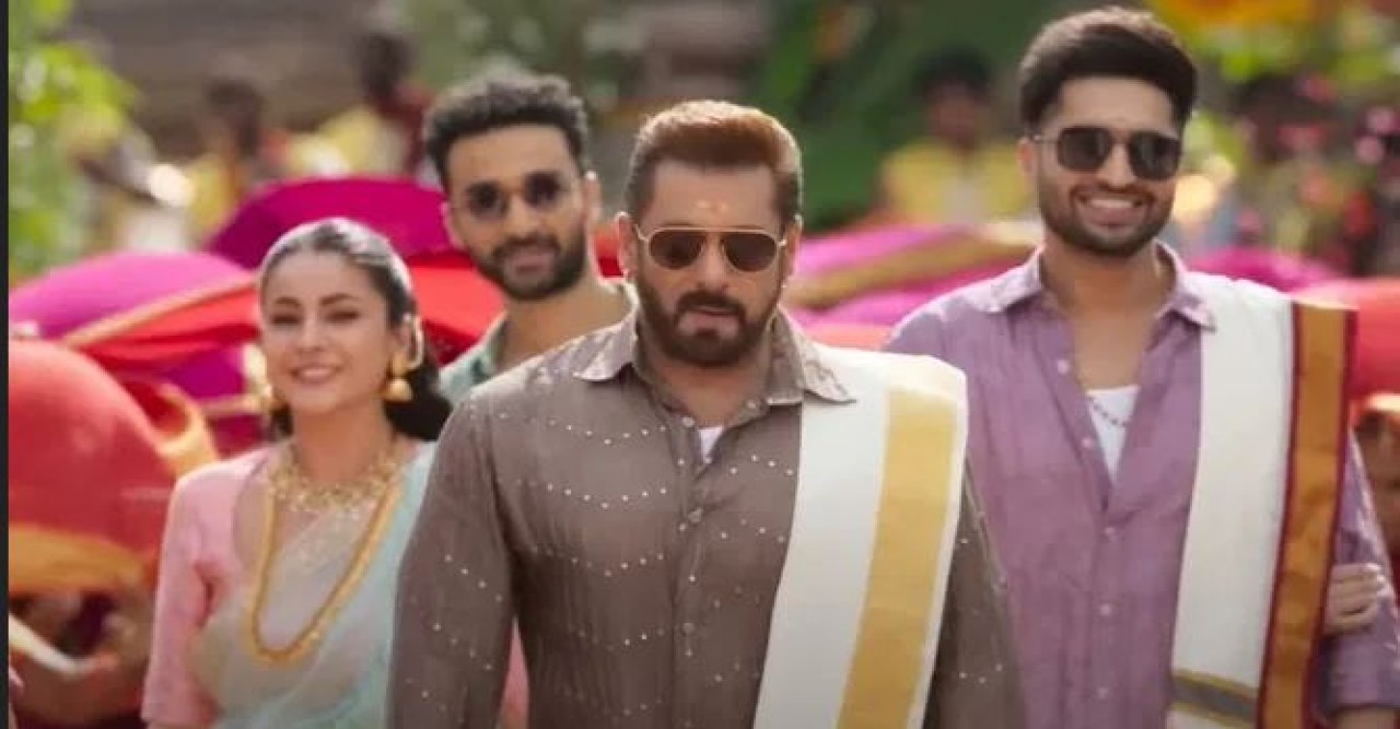 দক্ষিণী স্টাইলে দারুণ এন্ট্রি সালমানের