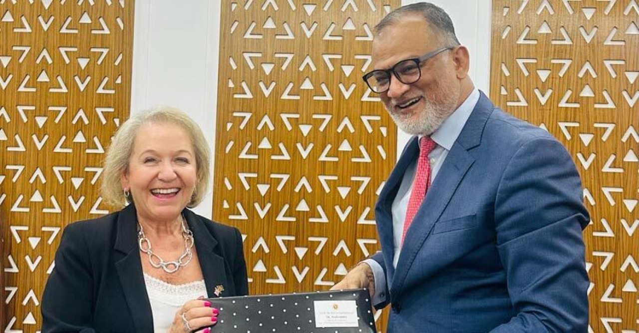 বাংলাদেশের রপ্তানি পণ্যের অন্যতম প্রধান গন্তব্যস্থল যুক্তরাজ্য - বাণিজ্য উপদেষ্টা